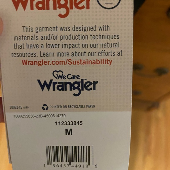 NWT Wrangler Tank Top - Picture 3 of 3